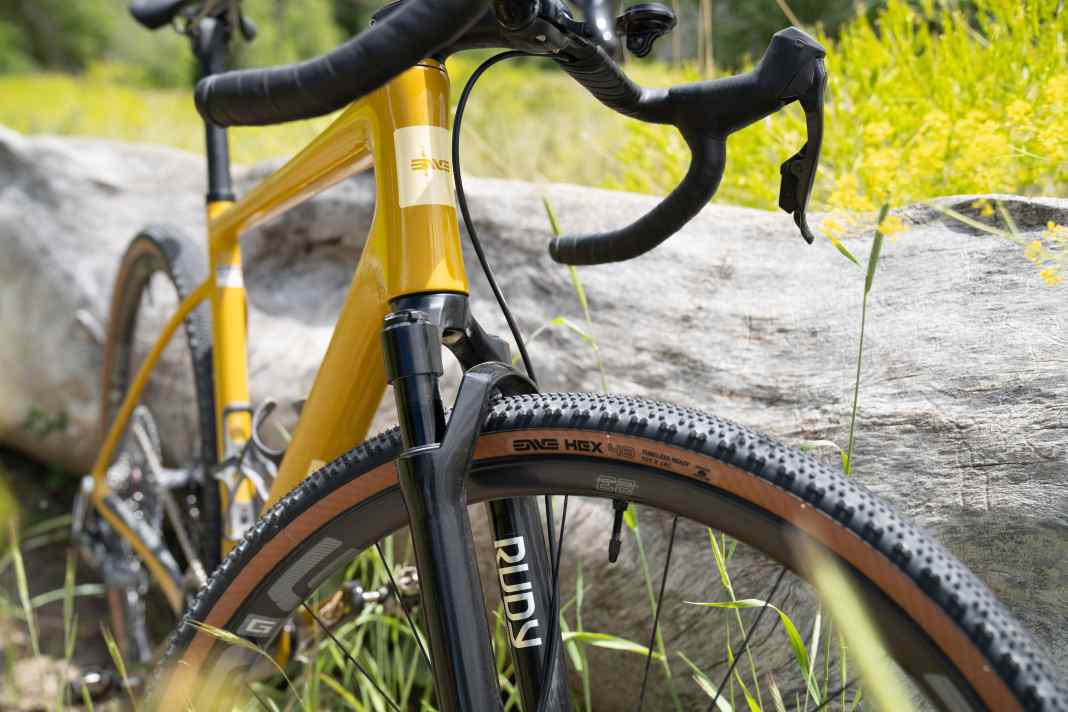 Extension de la gamme de pneus Gravel d'Enve