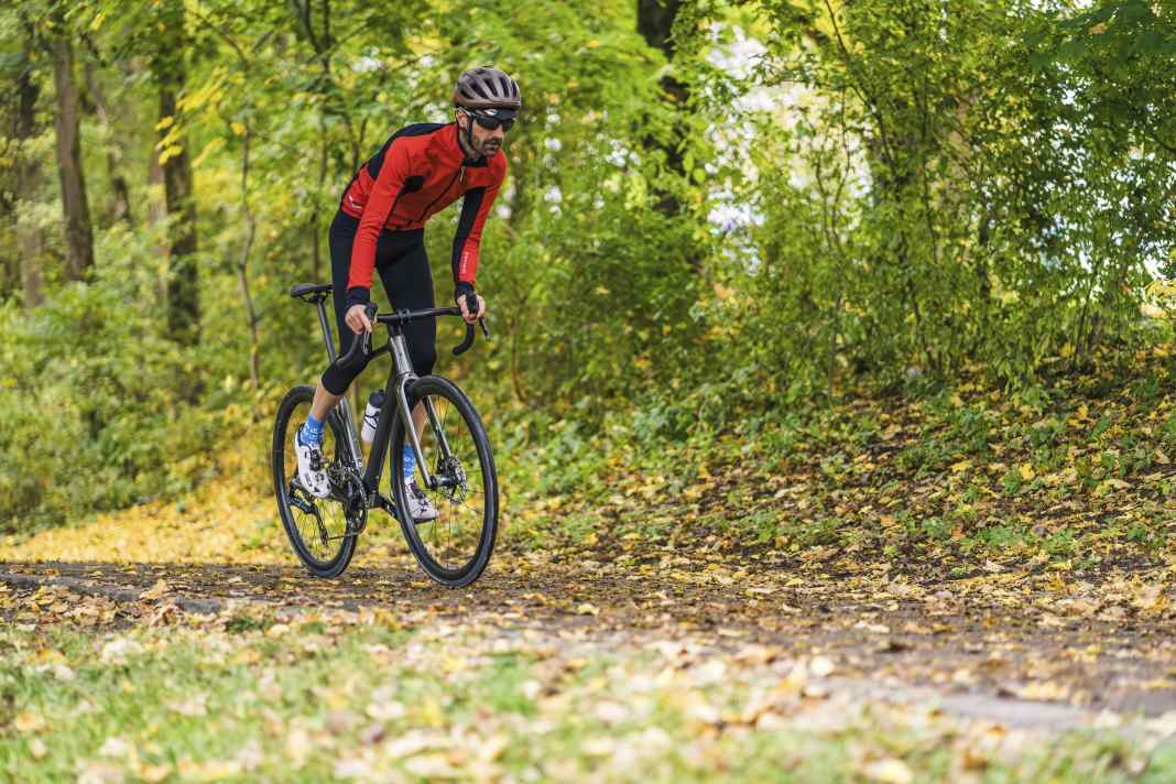 The Van Rysel EDR CF Ultra