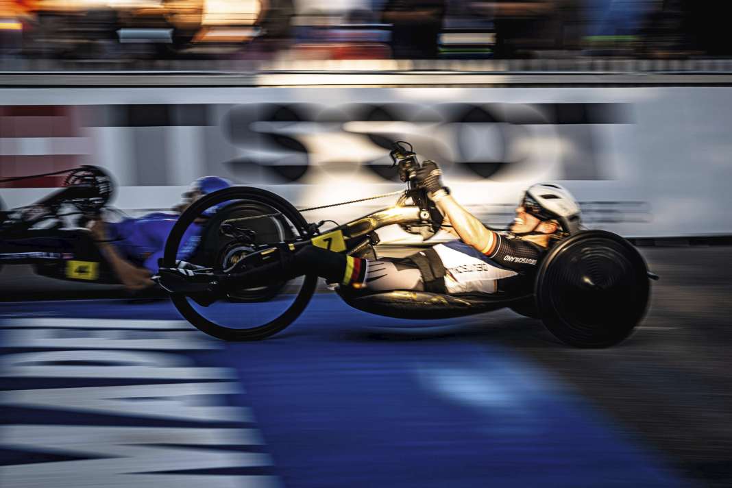 Racing lying down: Annika Zeyen-Giles on her handbike