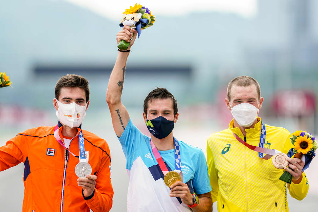 The four Olympic champions in the road cycling disciplines in Tokyo: Primoz Roglic in the men's time trial