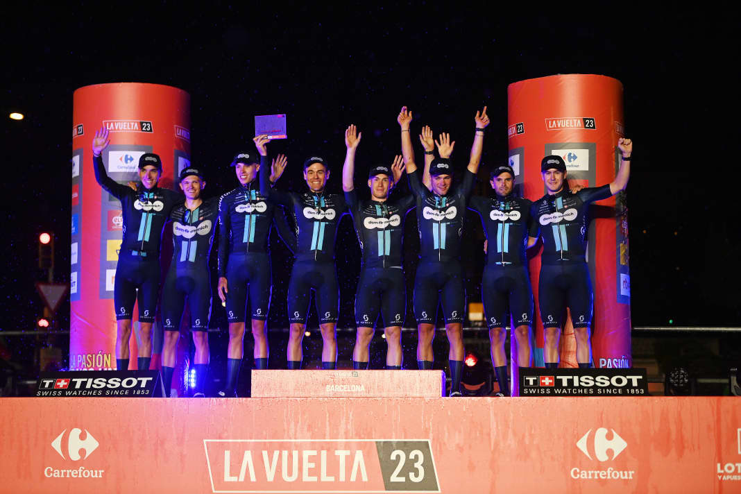 The stage winners of the Vuelta a Espana 2023: 1st stage: Team dsm-firmenich