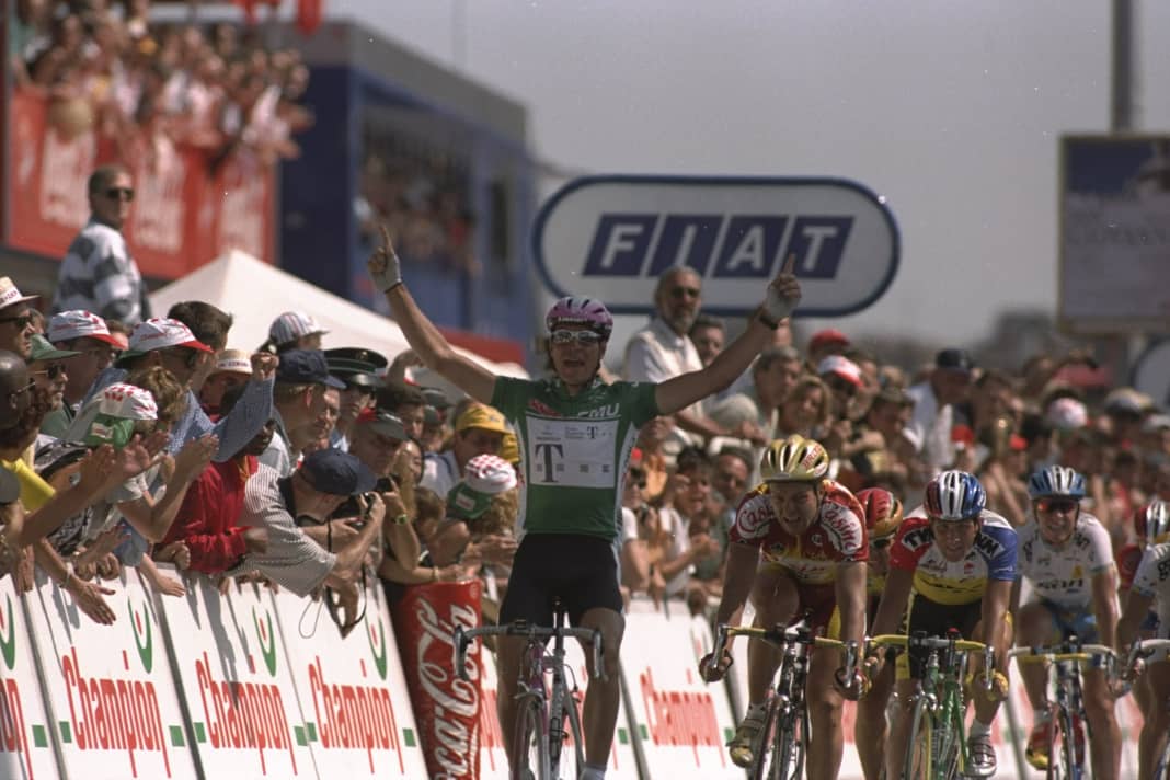 Grüner Sieger: Erik Zabel war in den Neunzigern der Dominator im Tour-Sprint und siegte zweimal in Bordeaux – hier 1997