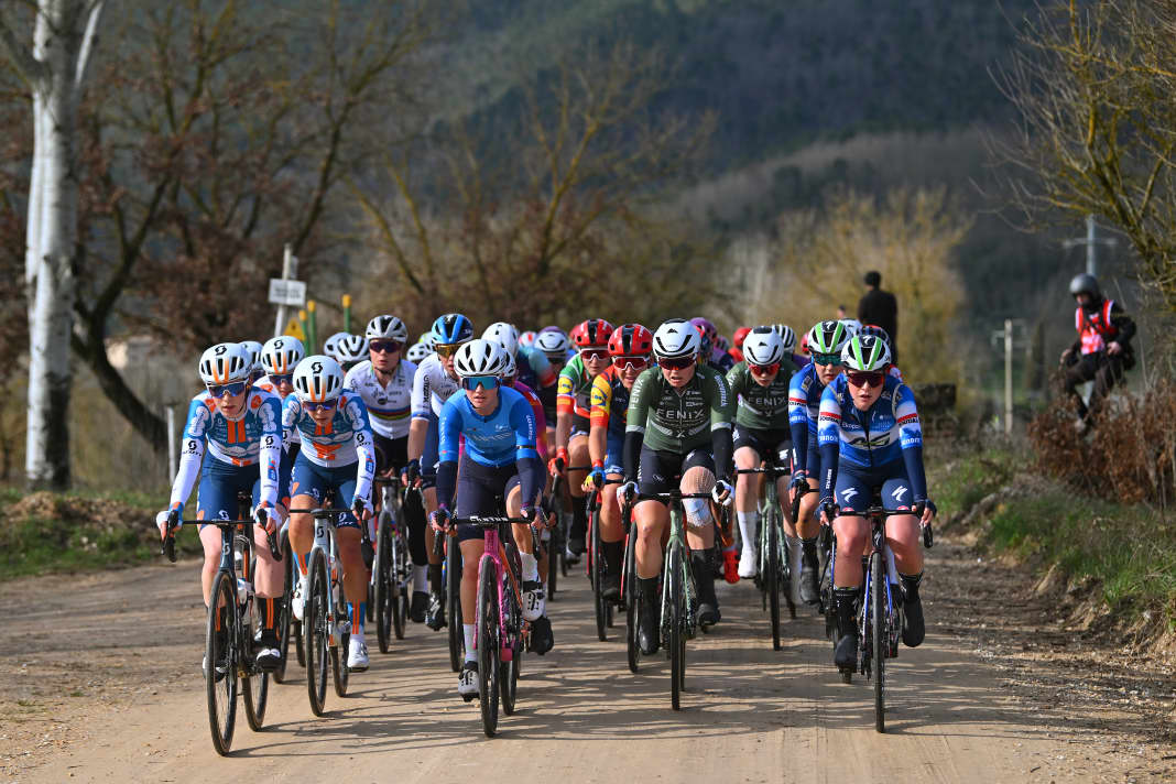 137 Kilometer mussten die Fahrerinnen bei Strade Bianche bewältigen, dabei lagen Start und Ziel in Siena