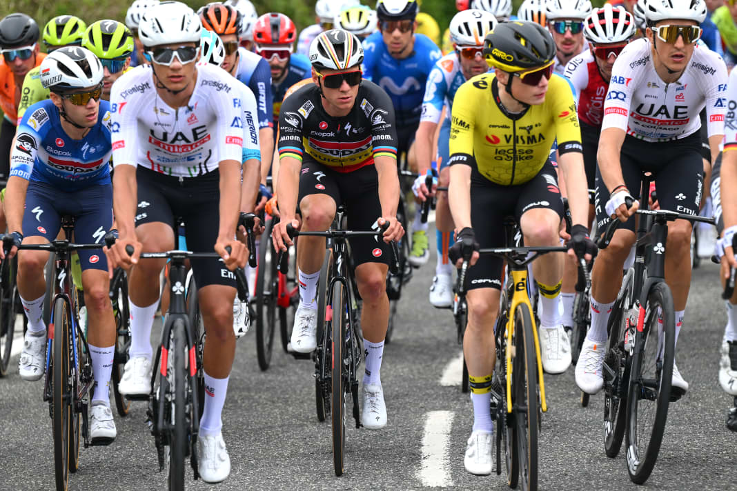 Six categorised climbs awaited the stars around Jonas Vingegaard and Remco Evenepoel on stage 3 of the 2024 Tour of the Basque Country