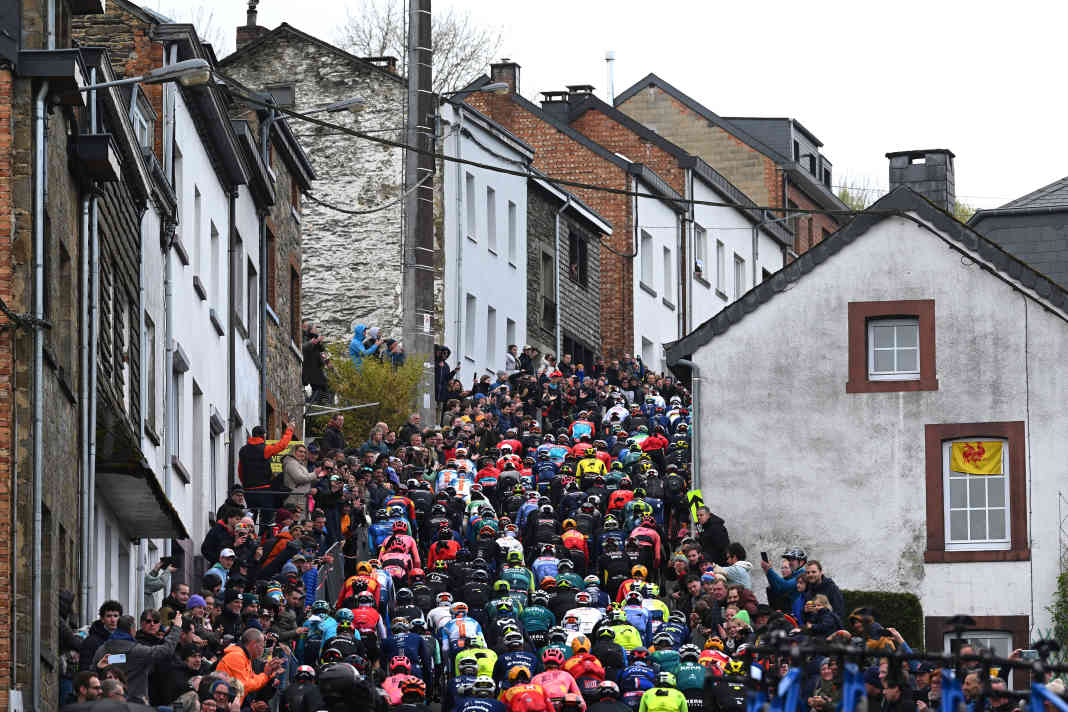 Liège-Bastogne-Liège 2024 took place in difficult conditions: Temperatures just above freezing made things difficult for the riders