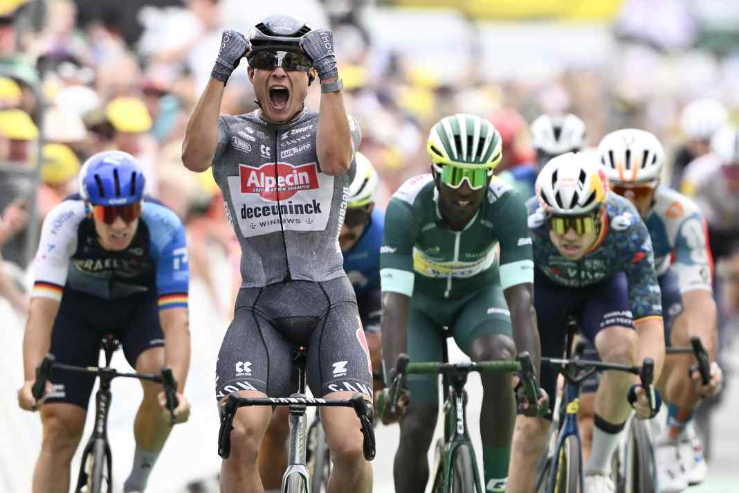Jasper Philipsen gewinnt die 10. Etappe der Tour de France 2024.