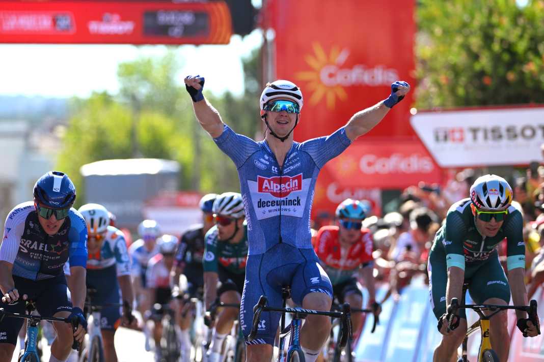 Kaden Groves celebrates victory on stage 2.