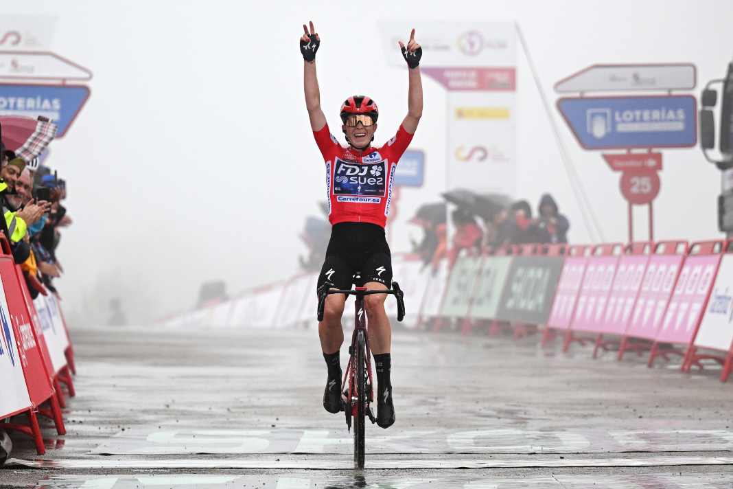Demi Vollering a remporté le Tour d'Espagne 2025