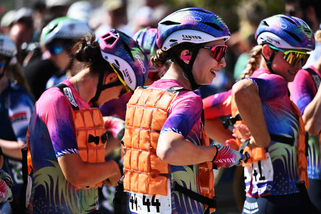 In high temperatures in Emilia Romagna, the women set off on stage 6.