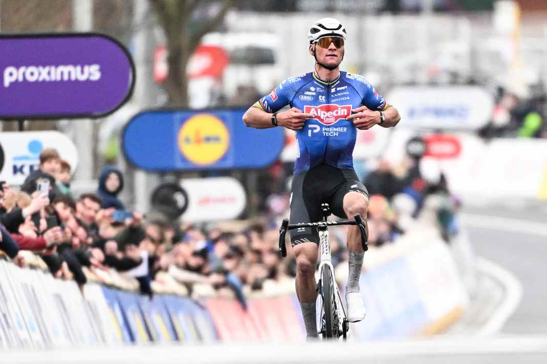 Mathieu van der Poel celebrates his solo victory at the finish of Omloop Het Nieuwsblad