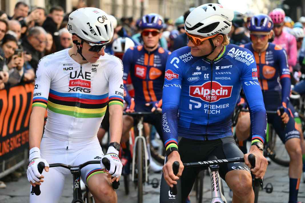 Une épreuve de force entre Mathieu van der Poel (à droite) et Tadej Pogacar (à gauche) était attendue à Milan-Sanremo 2026.