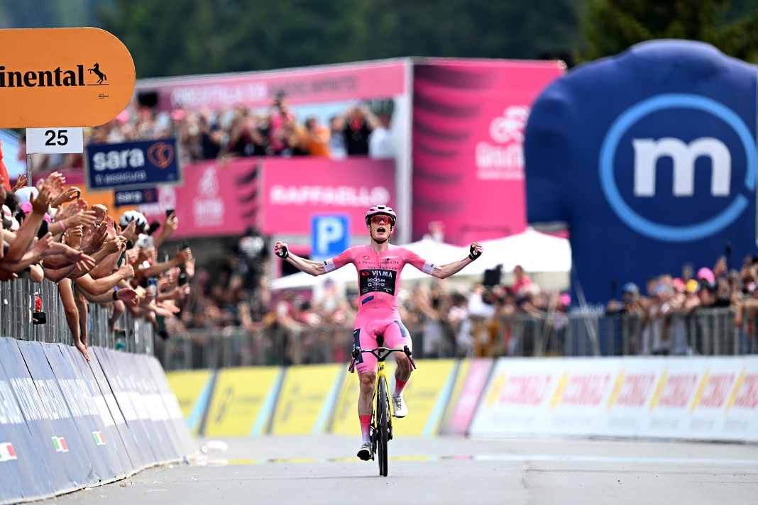 Jonas Vingegaard (Team Visma | Lease a Bike) remporte la 20ème étape.