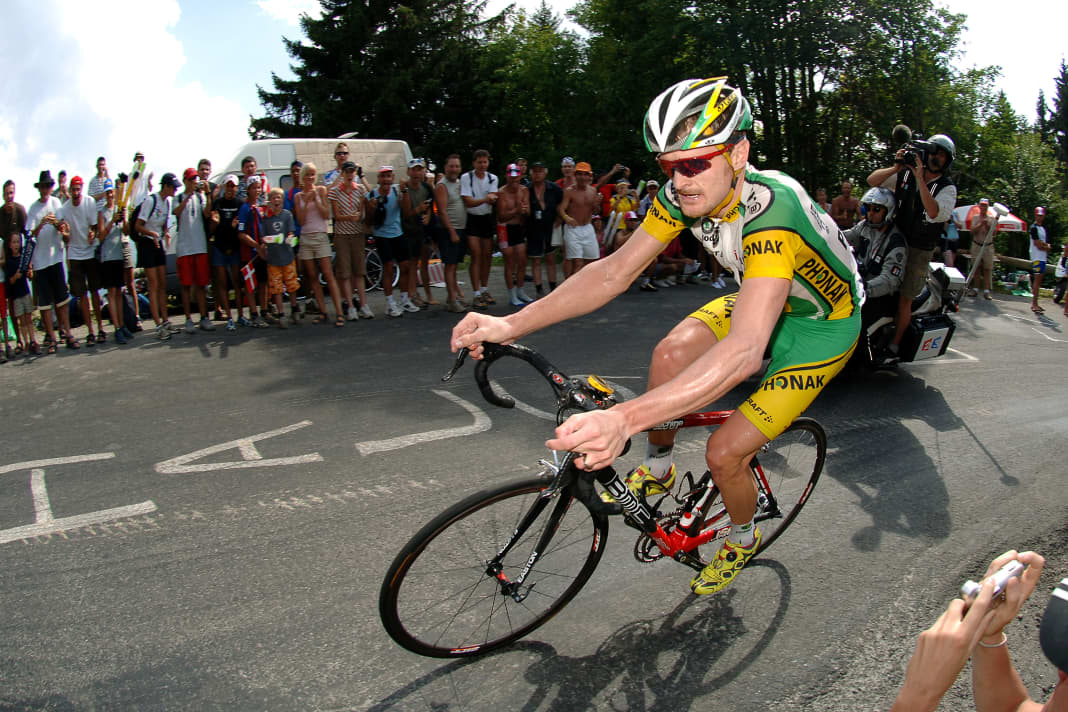 Eine Etappe für die Ewigkeit: Floyd Landis fährt 2006 auf dem Weg nach Morzine allein zum Sieg. Kurz darauf wird er als Doper überführt.