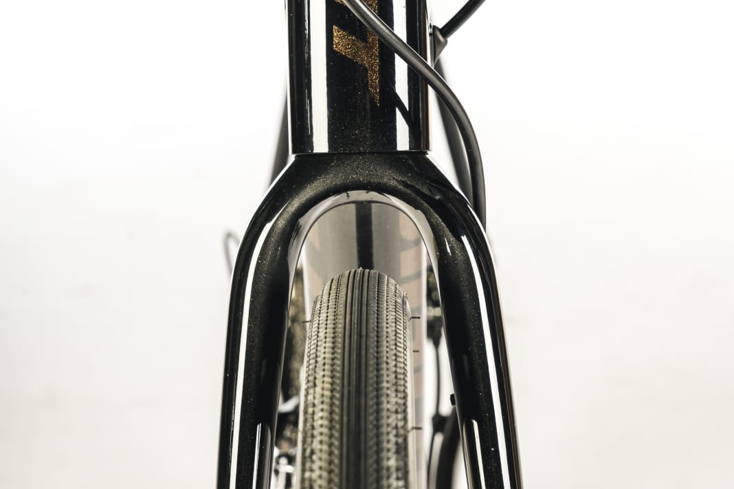 Détails de la Giant Contend AR 1