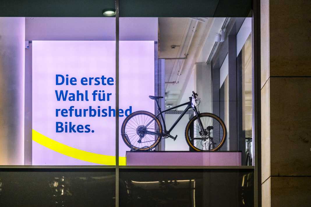 Refurbished Fahrräder lassen sich künftig auch im Laden kaufen