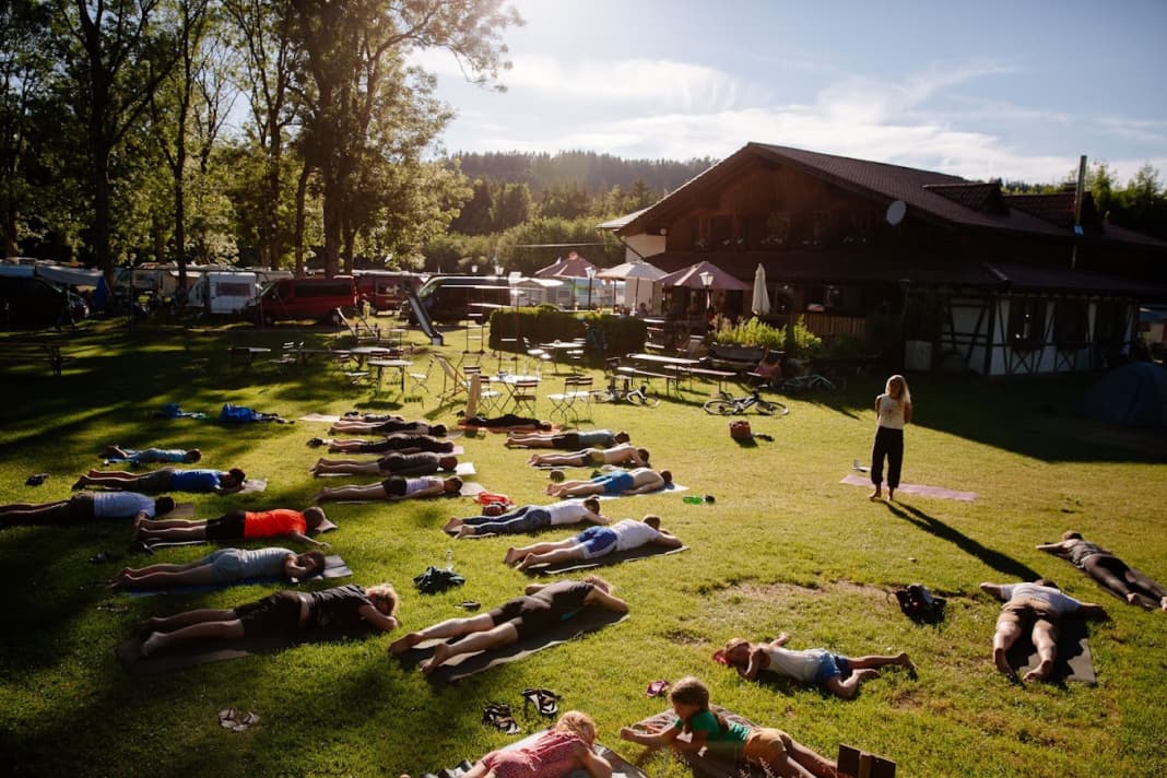 Yoga gehört zum Gravel Camp Allgäu dazu