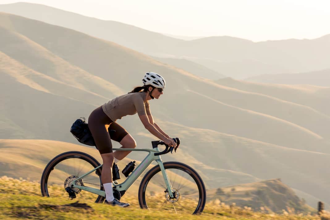 The new iGravelNX is BH's fourth e-platform with racing handlebars.
