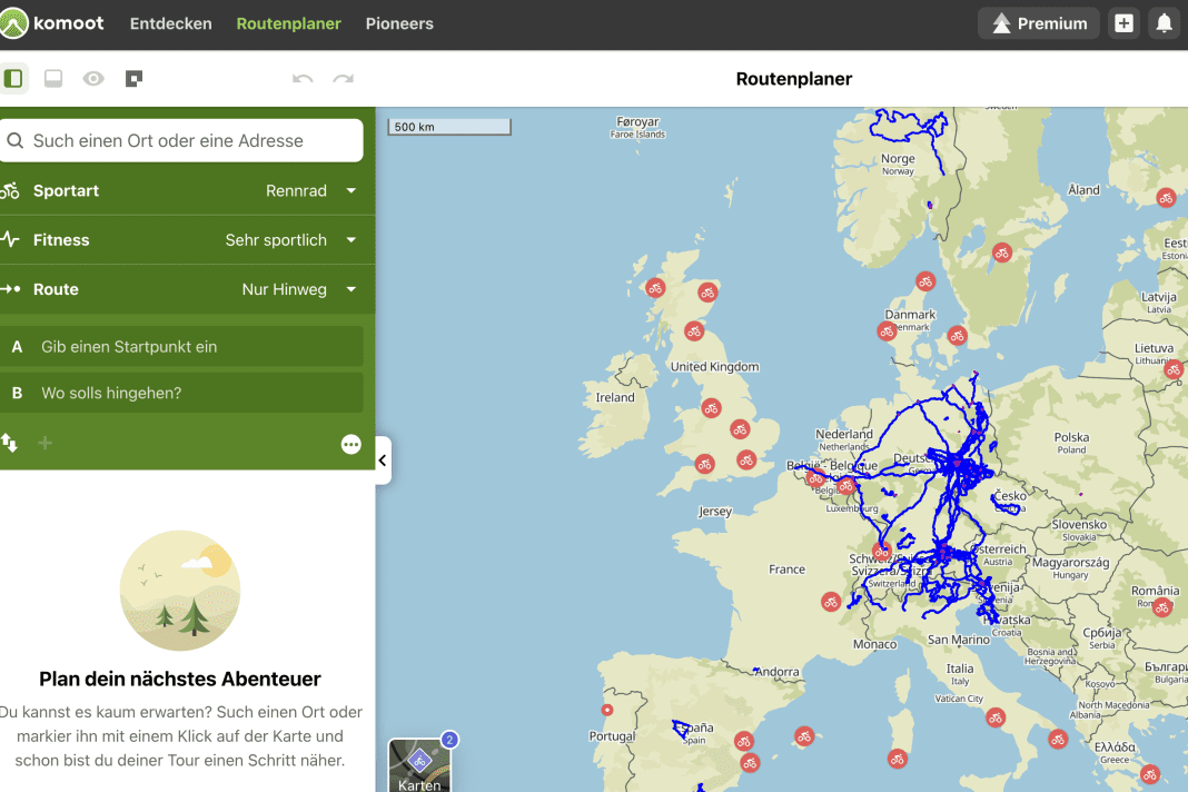 This is what the komoot route planner looks like when the Wandrer.earth overlay is displayed.