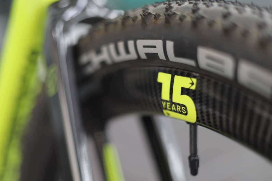 15 Jahre Bike Ahead: Die 3K-Carbonstruktur der Biturbo Aero Gravel-Laufräder erinnern an das erste Produkt von Bike Ahead.
