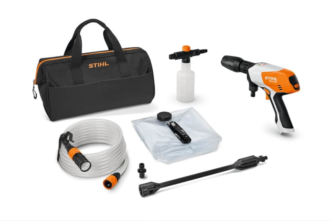 Soll auch auf Reisen für Sauberkeit sorgen: Der mobile Reiniger von Stihl.