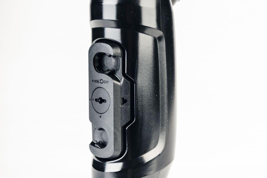 Das magnetische Fidlock-System funktioniert nur mit speziellen Flaschen oder einem Adapter.