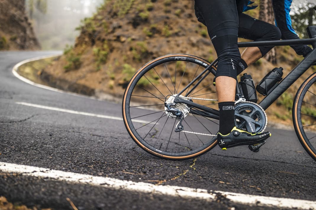 Test de roues de vélo de course à bas prix