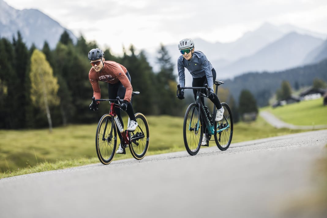 Avec des vêtements d'hiver adaptés, le cyclisme est aussi un plaisir en automne et en hiver
