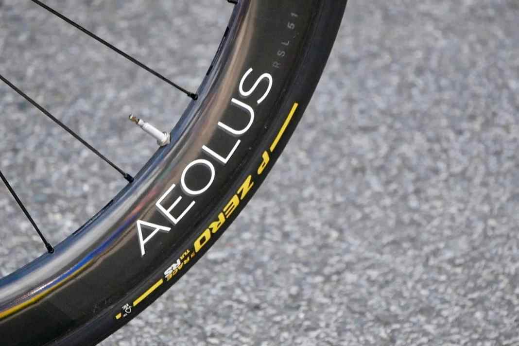 Im Inneren des Pirelli P Zero Race RS steckt ein neuer TPU-Schlauch des italienischen Herstellers.