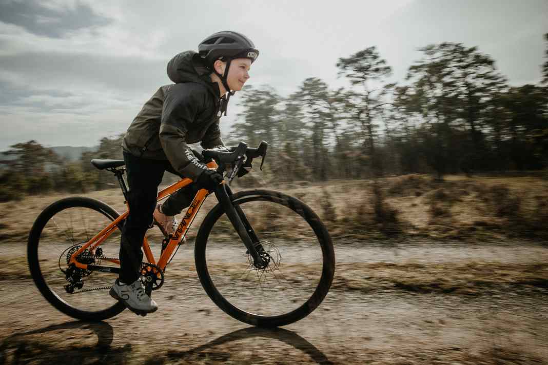Vpace a présenté son nouveau vélo de gravel pour enfants, appelé Michl.