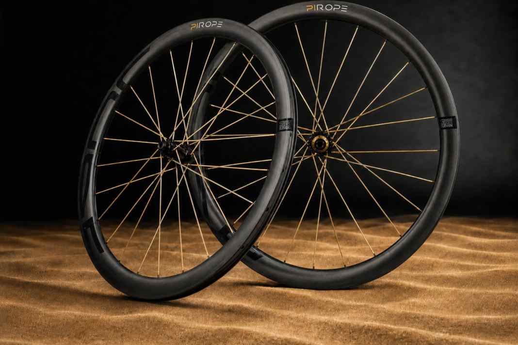 Neu in der Luxusklasse: Der neue Pi-Rope-Laufradsatz Gravel Light Sierra mit Highend-Carbonfelgen.