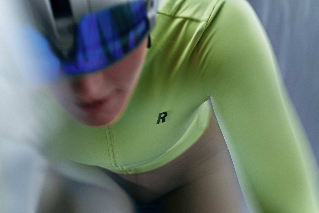 Rose W Race Mid Szn LS Jersey, prix : 99,95 Euro.