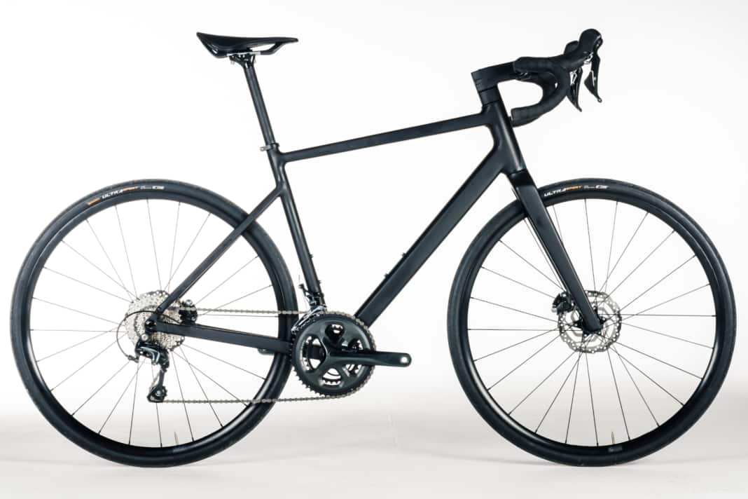 At 1299 euros, the Rose Blend Road was the cheapest road bike in the 2024 TOUR test