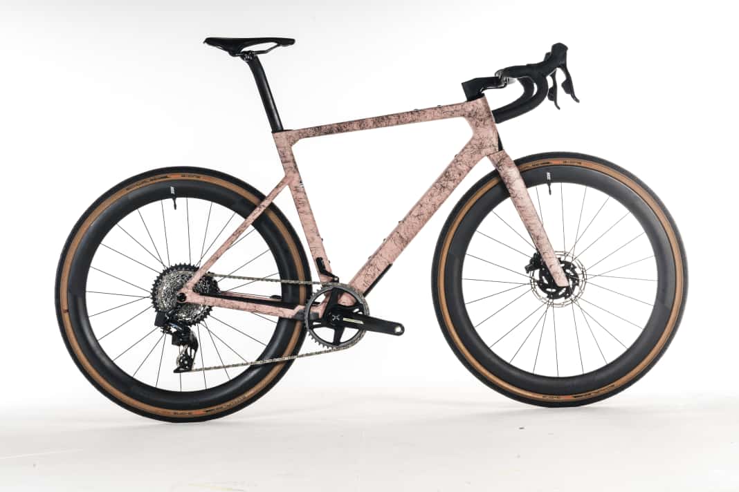 Race gravel bikes on test: the pro-sporty Rose Backroad FF