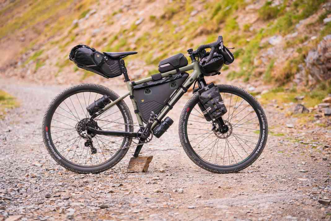 Looks like this. Bikepacking. Looks. The new Riverside Touring 920 from Decathlon.