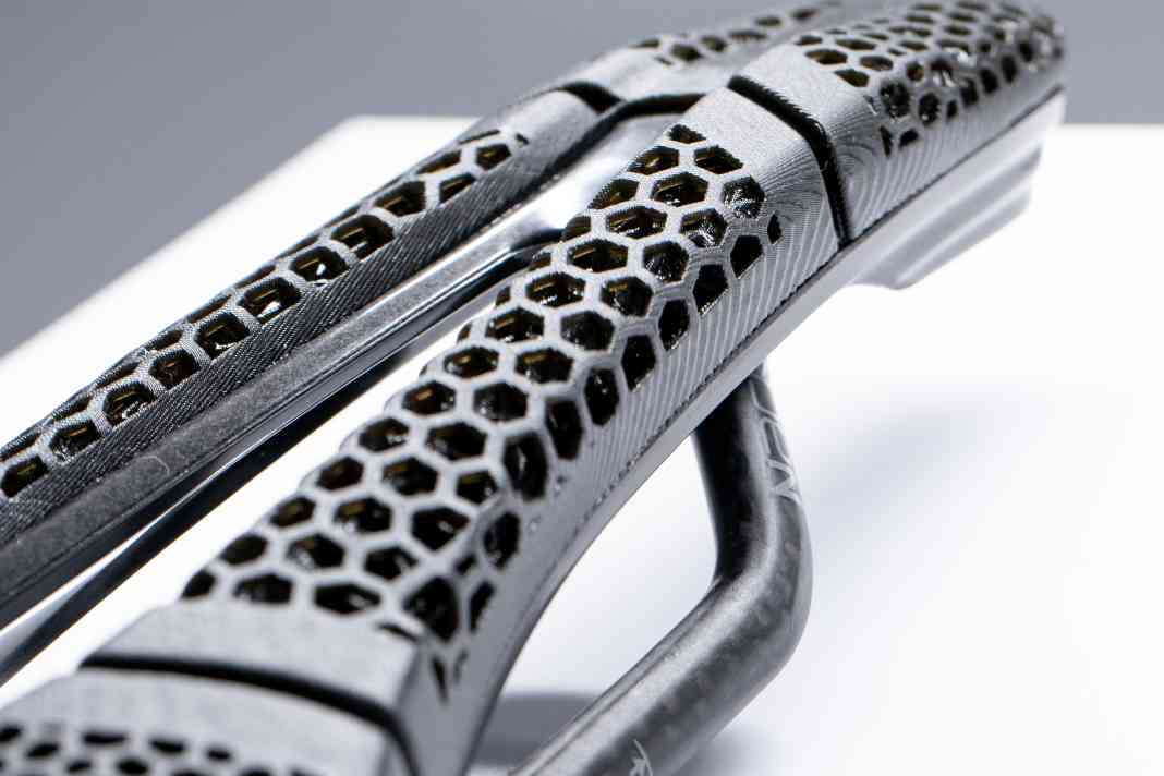 Scratch M5 PAS saddle