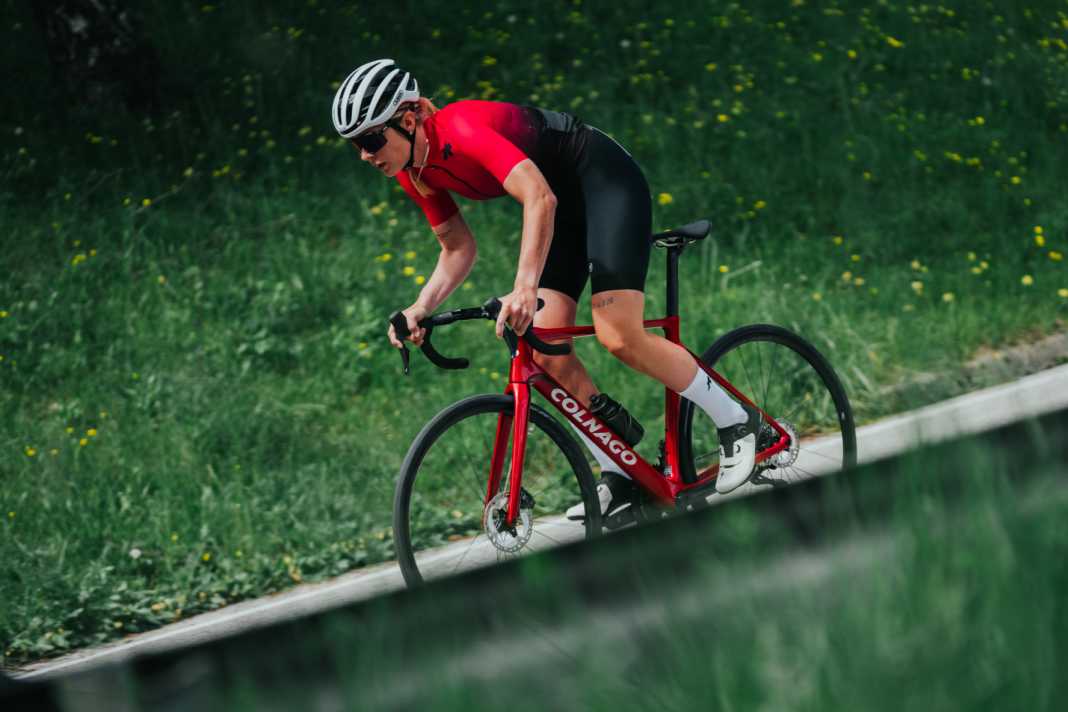 Le nouveau Colnago V4 remplace le V3 comme vélo de compétition d'entrée de gamme.