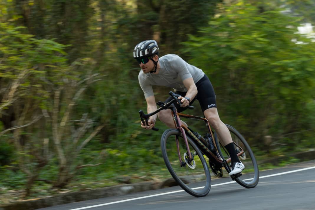 Der Rennradklassiker von Giant geht in seine zehnte Generation. TOUR konnte das neue TCR bei einem Werksbesuch in Taiwan bereits fahren und exklusiv ein Modell in Labor und Windkanal testen.
