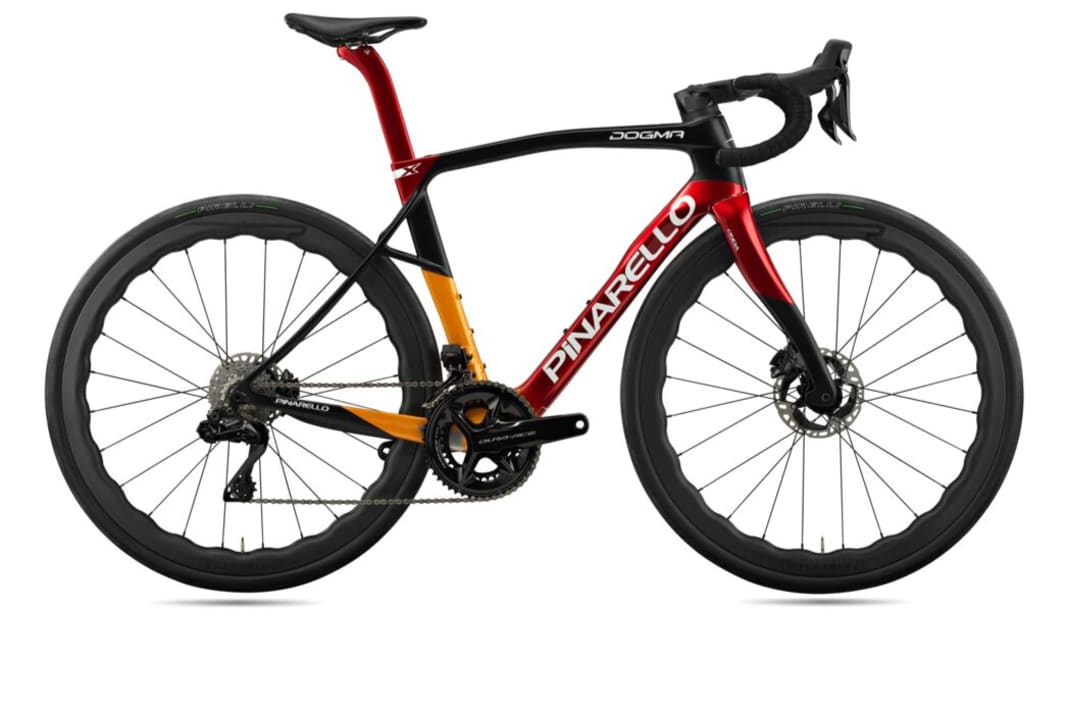 Das Dogma X mit elektronischer Dura-Ace und Carbon-Laufrädern von Princeton ist die "Basisversion" und kostet fantastische 15050 Euro. Mit Powermeter-Kurbel werden sogar 16100 Euro fällig.