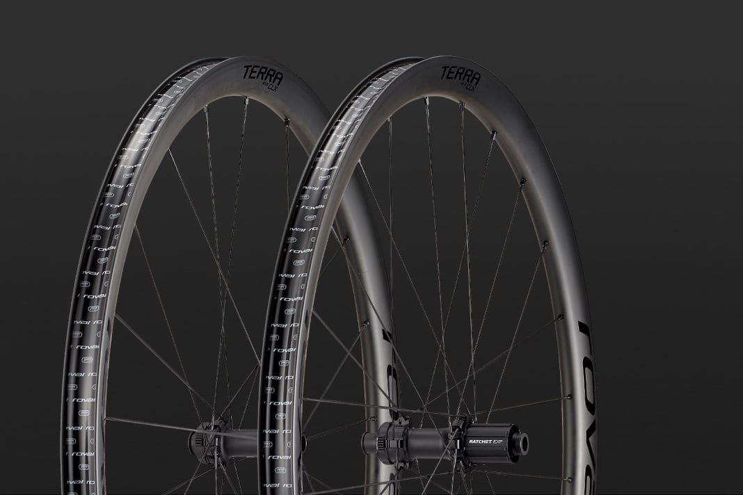 New gravel wheels from Specialized: Roval Terra CLX II