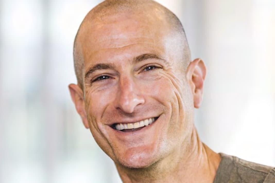 Brad Menna, Product Manager Road beim Komponentenhersteller SRAM, ist ein Freund elektronischer Schaltungen am Rennrad und am Gravelbike. Im TOUR-Interview erklärt er, warum sie für ihn besser funktionieren als jede mechanische Schaltgruppe