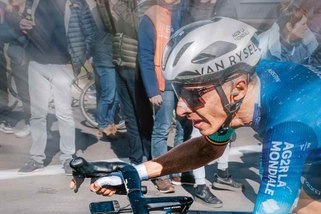 Integrierte Cockpits sind schön – wenn sie passen. Worauf Sie achten sollten, damit's passt, zeigt der TOUR-Report.
