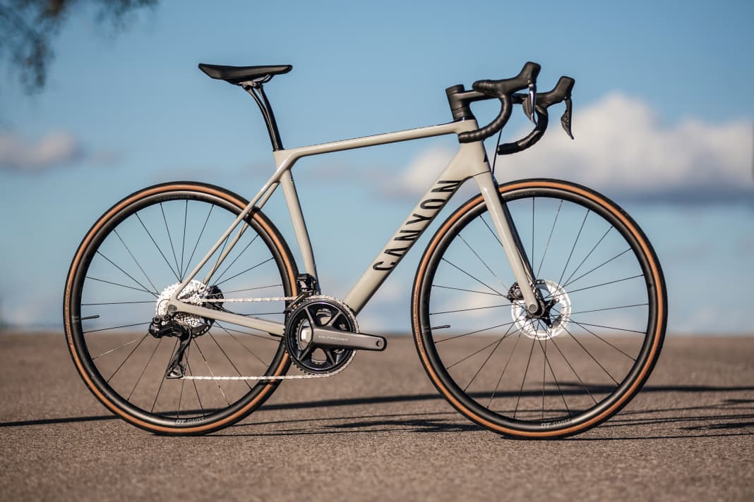 Canyon vs. Rose: Canyon Endurace CF SL 8 Di2