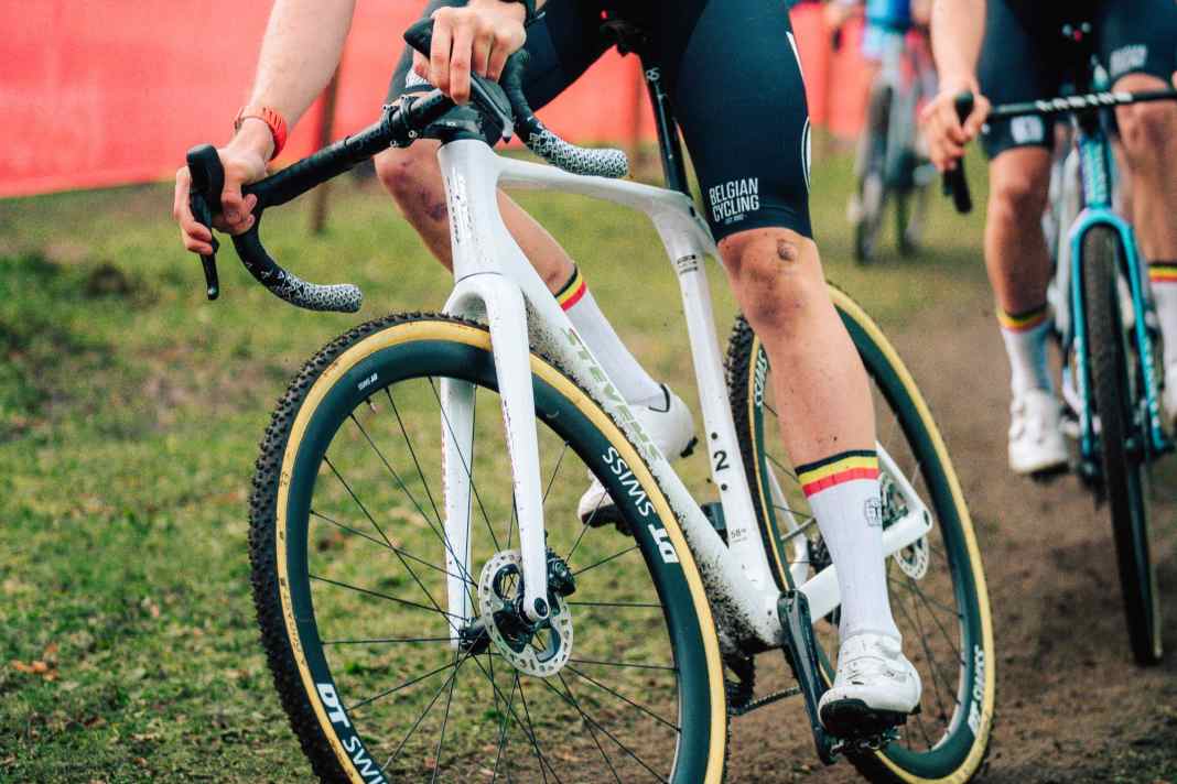 Prototype in action: Belgian rider Joran Wyseure rode an unreleased Stevens cyclocross bike at the World Cross Championships.