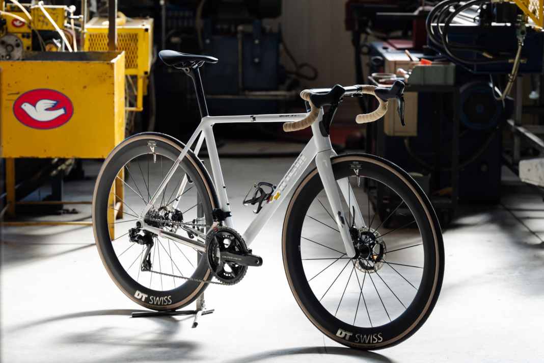 Road bike for enthusiasts: The new Speciale Corsa XCR from Cinelli is based on a steel frame.