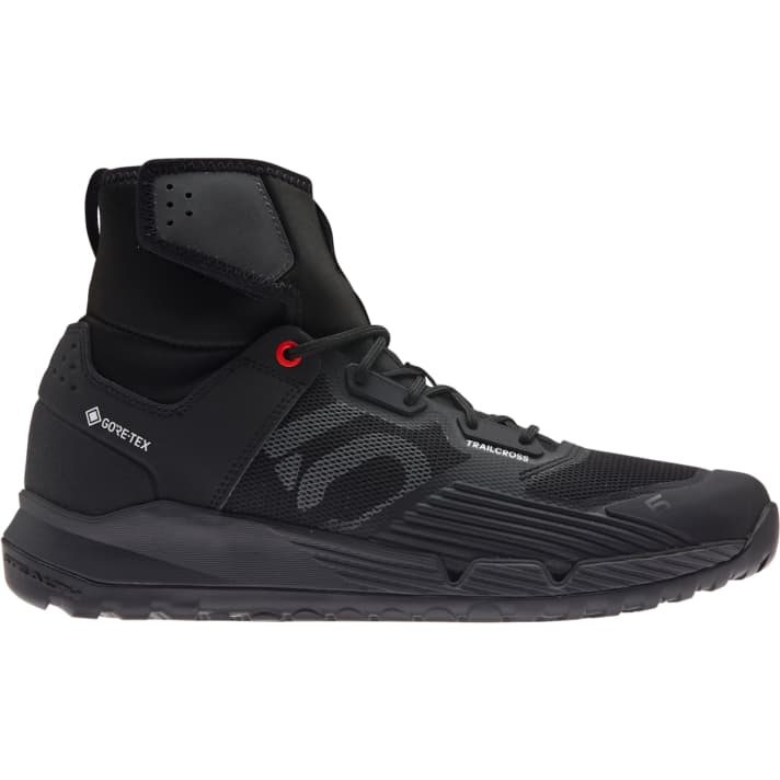 Sorgt für trockene Füße: der Five Ten Trailcross GTX.