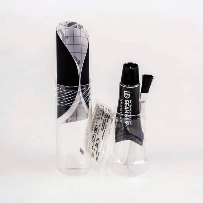 With the Gear Aid AquaSure repair kit, small holes can be patched watertight.