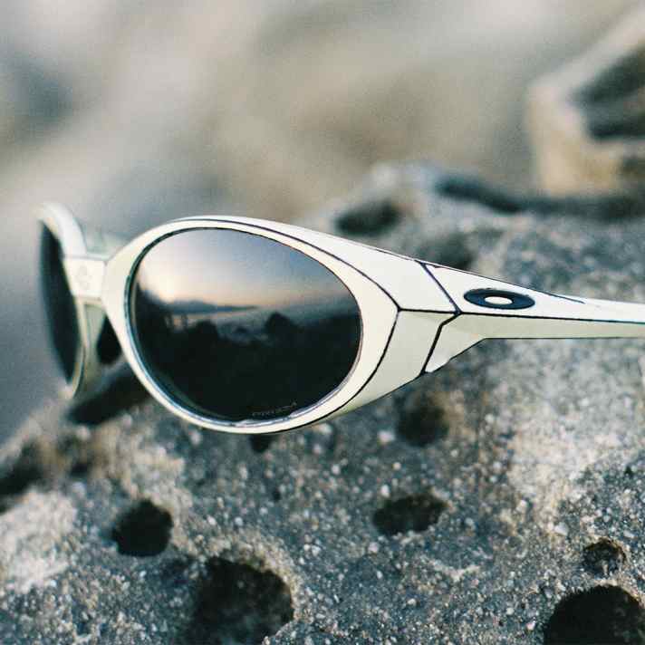 Eye Jacket Redux - Cinelli x Oakley. Didn't you have glasses like these 30 years ago?