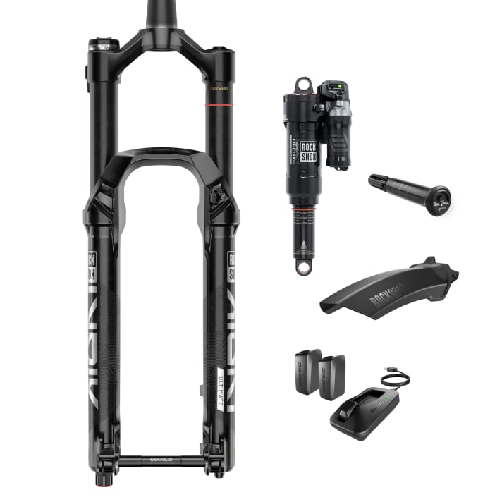 The all-mountain kit with the Rockshox Lyrik Ultimate . 