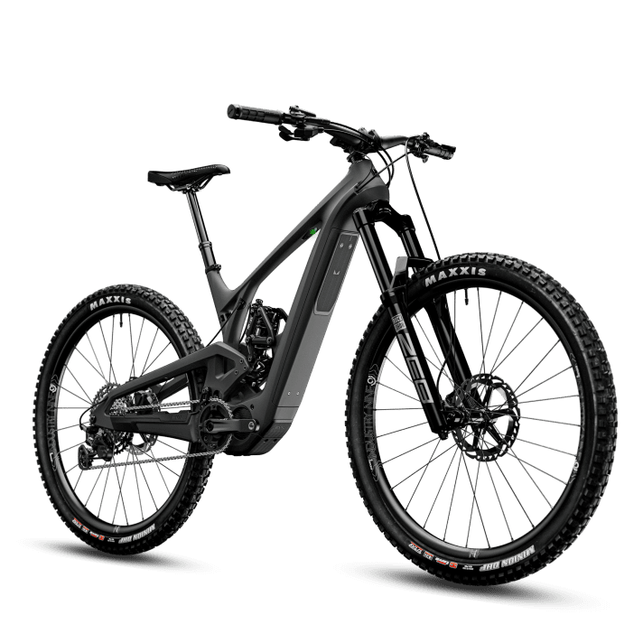 Massiver Hinterbau, Vollcarbon-Rahmen. Das erste E-Mountainbike von Evil setzt die Firmentraditionen fort.