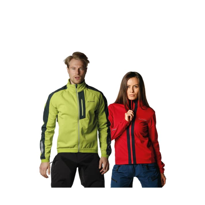   Warmly lined winter softshell for trail bikers.